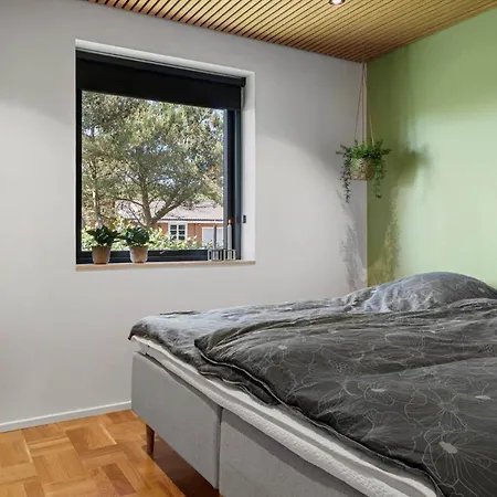 Lf14200-fur-harvarp-odde-11